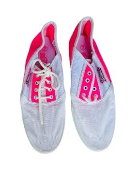 2 for $10 California Dreamer EUC Women’s White & Hot Pink Sneakers